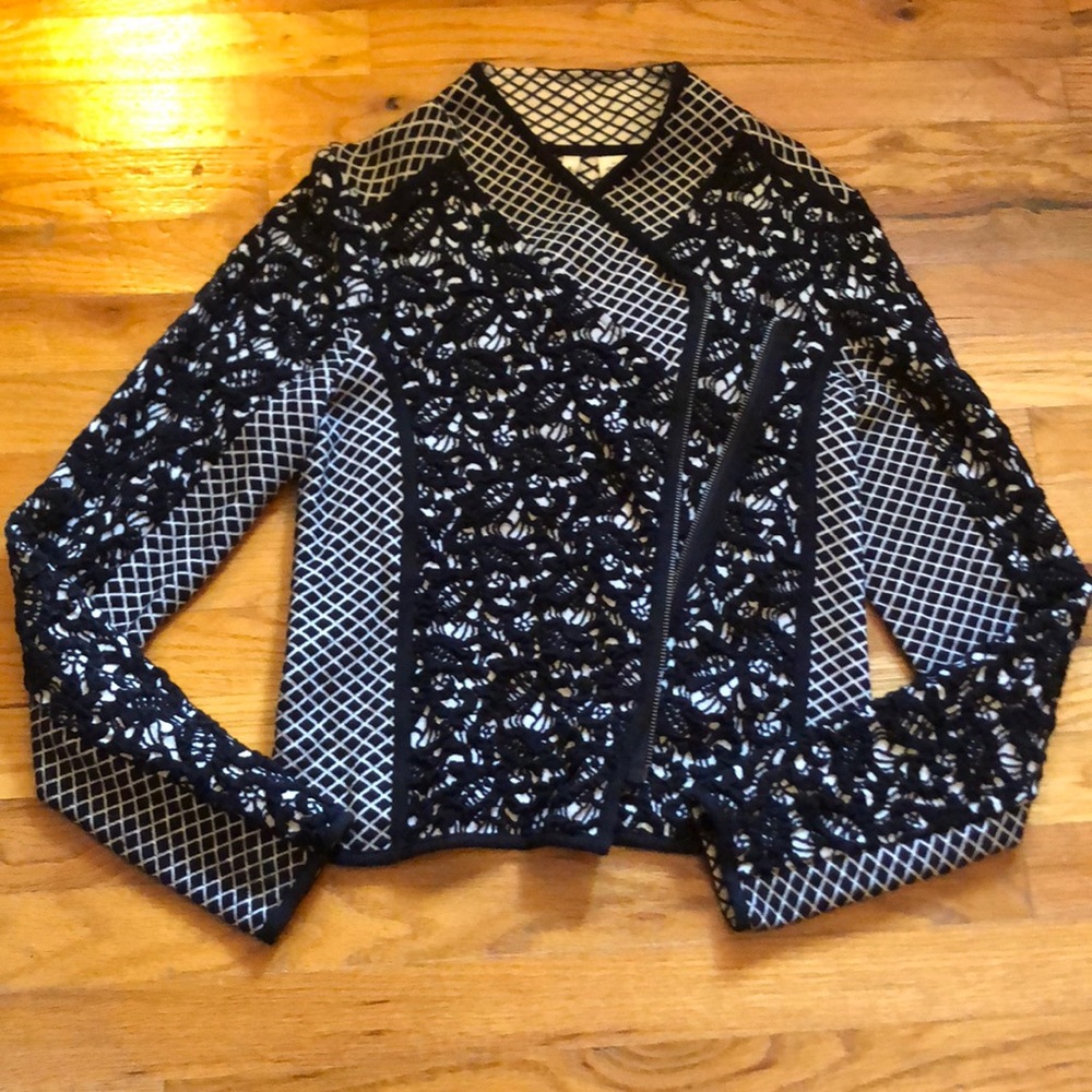 Patterned Black and White Wrap Top by Moth